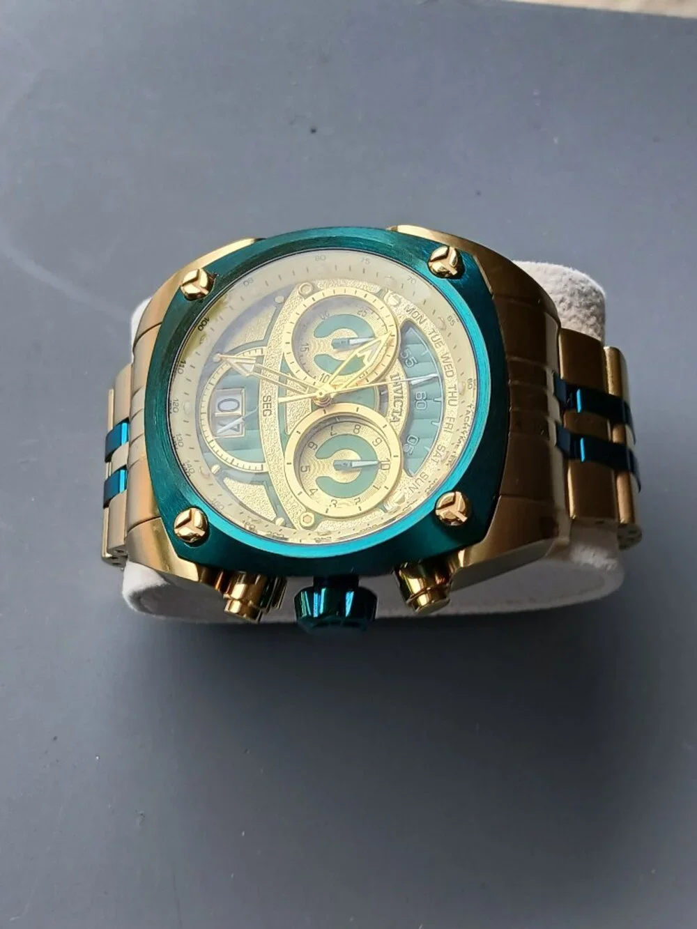 Invicta Watch New Green and Gold